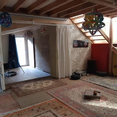 Grand Dans Son Ecrin De Nature 招待所 *