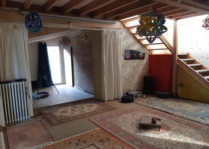 Grand Dans Son Ecrin De Nature Gæstehus *