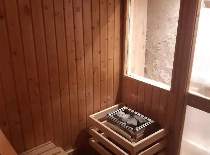 Grand Dans Son Ecrin De Nature *