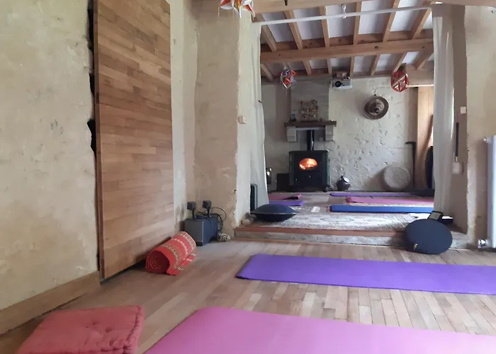 Grand Dans Son Ecrin De Nature Saint-Laurent-du-Mottay